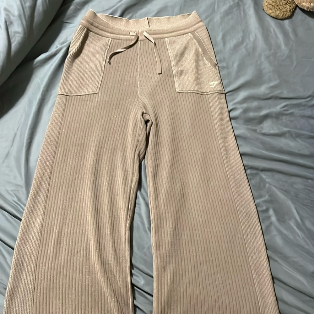 Gymshark wide leg pants.